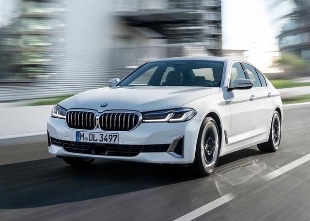 宝马新款5系发布，增加大排量混动版本，7月开始交付