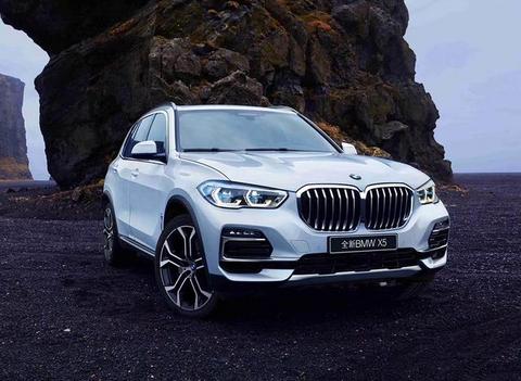 西班牙起售价约63万，新款奥迪Q7搭载3.0T发动机，竞争宝马X5