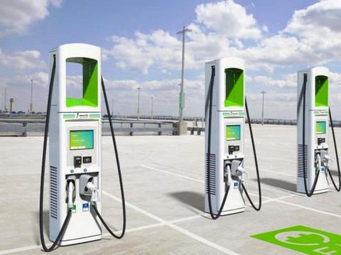 不仅电动车销量好，公共充电桩保有量也是第一，蔚来比亚迪加入