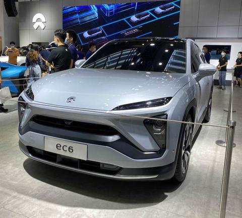 对标特斯拉MODEL Y的国产轿跑SUV，蔚来EC6亮相，下月上市