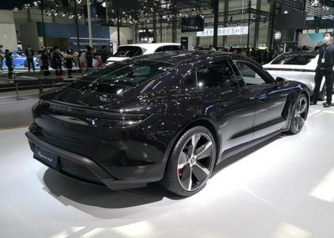 4秒破百售114.8万，保时捷Taycan 4S深港澳大湾区车展亮相