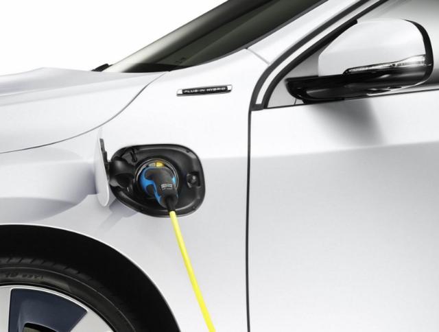 既然有人說電動(dòng)汽車不好。為啥感覺公交車都換電動(dòng)的了？