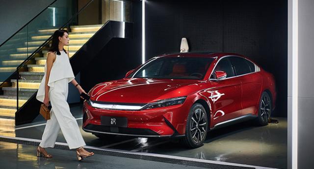 深圳買(mǎi)新能源車(chē)最高補(bǔ)2萬(wàn)，完美避開(kāi)特斯拉和小鵬，小伙伴注意