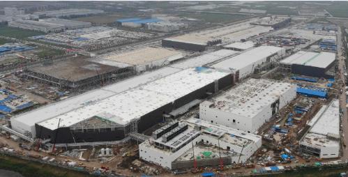 股價(jià)還得漲？連續(xù)四季度盈利再建三個(gè)工廠(chǎng)，特斯拉二季度財(cái)報(bào)公布