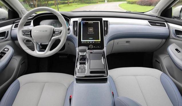榮威ER6、紅旗H9等領(lǐng)銜，3款熱門車型本周集中上市