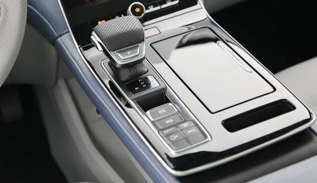 榮威ER6、紅旗H9等領(lǐng)銜，3款熱門車型本周集中上市