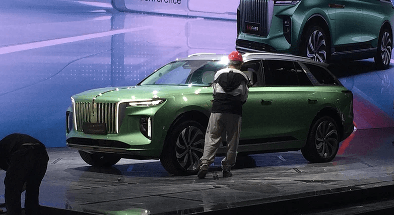 北京車展探館：610km日產(chǎn)跨界純電領(lǐng)銜，紅旗E-HS9亮眼