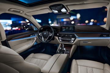 530Le里程升级版上市，续航更长百公里油耗仅为1.5升