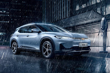 颜值高合资SUV上市，性价比最高车型不到18万，你会买吗？