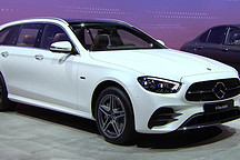 新款奔驰E级发布，采用全新设计搭2.0T发动机，下半年国产