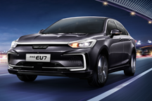 全系“三电终身质保”，BEIJING汽车给出业内领先承诺