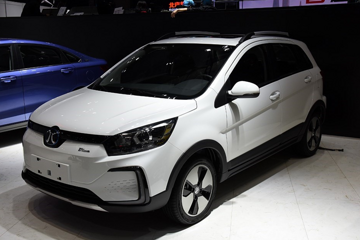 续航305公里，新宝骏首款电动车开启预订，能火吗？