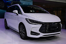 六一出行奶爸车，既要空间也要省油，这几款值得推荐