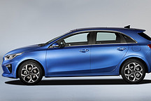 更炫酷的外表，更美观的内饰，老外都说起亚Xceed特别好