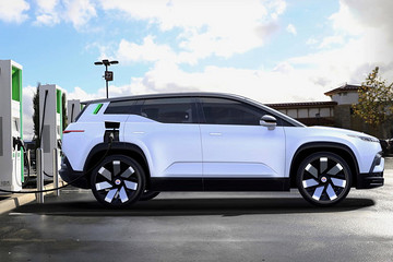 菲斯克汽車新作，獨(dú)特“加州”車型，帶你領(lǐng)略速度激情
