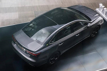 480牛最大扭矩，论动力宝马5系新能源都比不过，荣威才卖13万多！