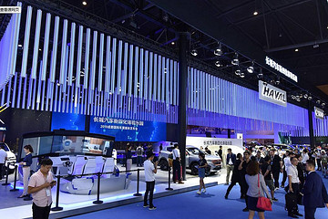 电动车扎堆发布，一体式大屏泛滥！从成都车展看汽车新趋势！