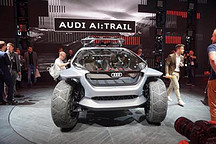 弄啥咧？奥迪这辆纯电四驱越野概念车，连大灯都没有？