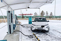 一到冬天就化身“电动爹”，难道新能源车真没有未来？