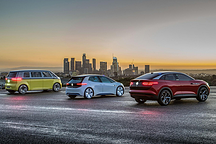 新能源車市中，為何“蔚小理們”披荊斬棘，“BBA們”寸步難行？