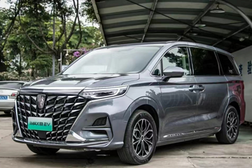 搭全球独创魔吧，荣威iMAX8 EV抢先看，出道即“巅峰”？