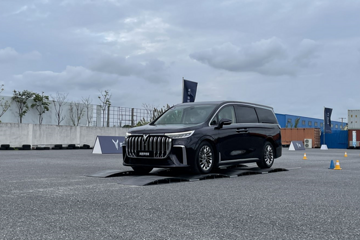 试驾岚图梦想家：剑指GL8、赛那，TA真的准备好了吗？