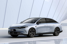 看設(shè)計(jì)比配置拼動(dòng)力，刷新“地板價(jià)”的零跑C01，能否一炮而紅