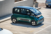 挑戰(zhàn)高難度車位？是什么讓寶駿KiWi EV有這樣的底氣