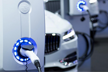 都來聊聊，油價(jià)漲到多少錢，你會(huì)換掉燃油車買新能源汽車？