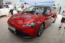 4月新能源轎車(chē)銷(xiāo)量榜出爐：秦第1，海豚第2，漢第6，Model 3第7