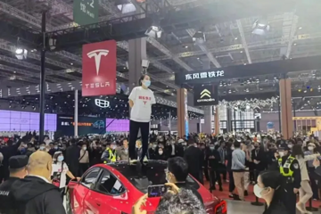 車頂維權(quán)張女士敗訴，她這場(chǎng)官司輸在哪？對(duì)特斯拉真的沒辦法了？