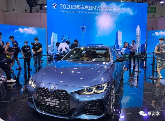 車展變身“特賣場(chǎng)”！疫后首個(gè)“復(fù)蘇”的A級(jí)車展現(xiàn)場(chǎng)：消費(fèi)者觀展熱情高漲，媒體日遭遇“破壁”