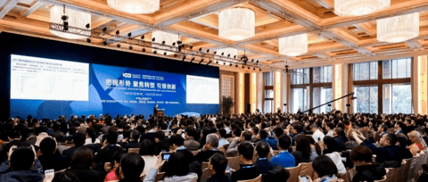 直击2021百人会论坛 | 碳中和目标下新能源汽车行业如何走？听听行业大佬们怎么说