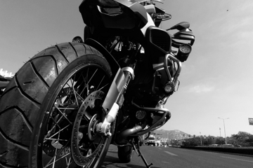 走过三年转型路，这家老牌摩托车企业干了件大事！