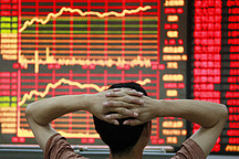 汽车板块拉升走高、长安汽车涨停、多股涨幅超5%！原因为何？