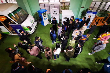 借势新能源汽车风口，“神车”五菱这样拥抱转型机遇