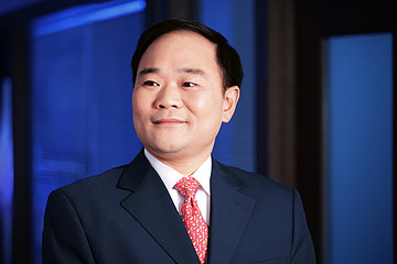 李书福：汽车产业链面临重构挑战 协同发展是关键