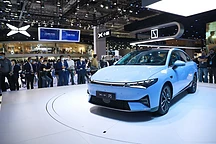 搭载双激光雷达组合 小鹏P5上海车展开启预订 累计订单已破万