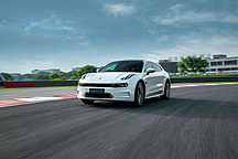 卷起來了！極氪為用戶免費升級8155芯片 花3億投入智能座艙