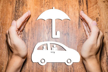 時(shí)報(bào)觀察丨新能源車(chē)越過(guò)“萬(wàn)重山” 廠商須把好安全關(guān)