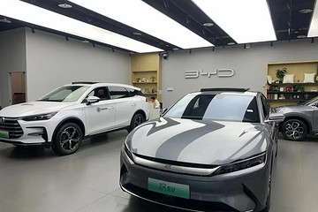 實探“車選人”的上海新能源車市：買混動現(xiàn)在訂還來得及嗎？