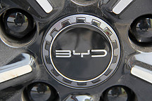 連續(xù)三個月銷量破20萬輛，比亞迪今年銷量增超200%！