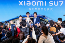 大定超10萬，鎖單4萬！小米汽車首批交付了，雷軍：叫我雷廠長