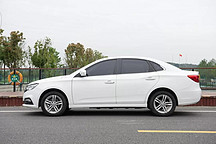 送你一份雨季行车安全指南！