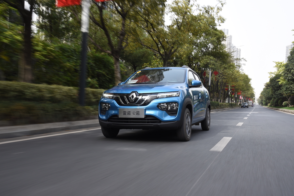 一电试车行驶品质出色试驾东风雷诺e诺