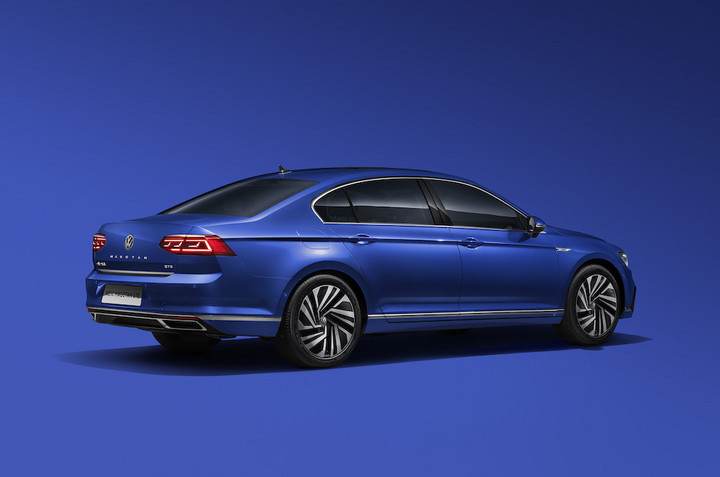 1576044045693078.jpg VW_Magotan_GTE_34Rear_Base_2_0351a005分层.jpg