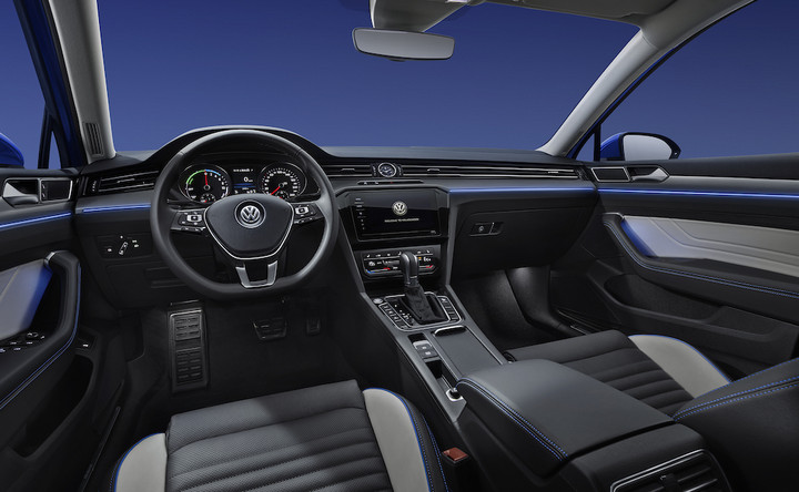 1576044051863289.jpg VW-新迈腾GTE-邪面大内饰-006交稿.jpg