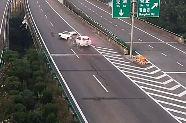 2020年，還敢這樣開車？一次12分扣完！