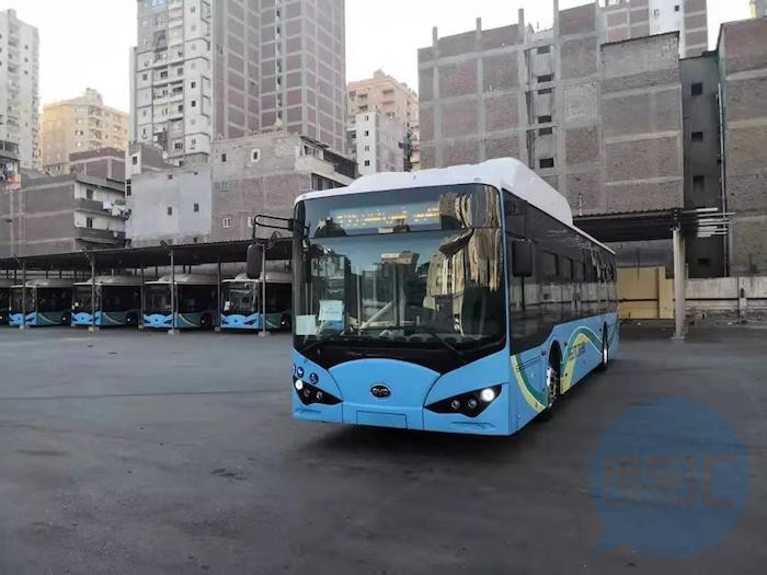 <a class='link'  target='_blank'>國產(chǎn)</a>新能源大巴開進埃及，助力埃及公交電動化”零”突破