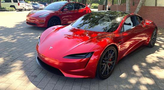 特斯拉Roadster和<a class='link'  target='_blank'>Model Y</a>
